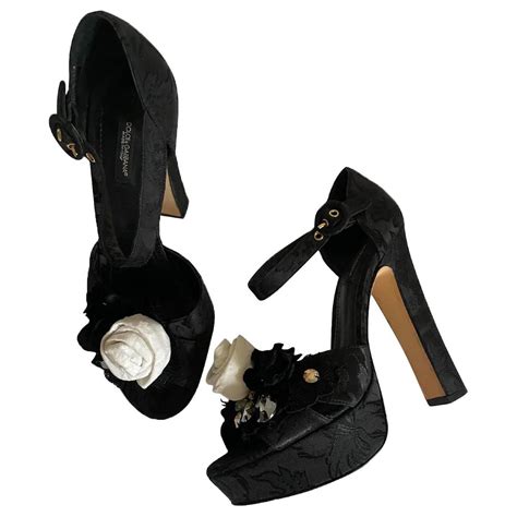 dolce and gabbana lace heels